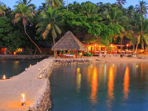 Vacation in Fiji - private island