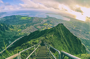 Výlety na Oahu, Havaj - Haiku Stairs